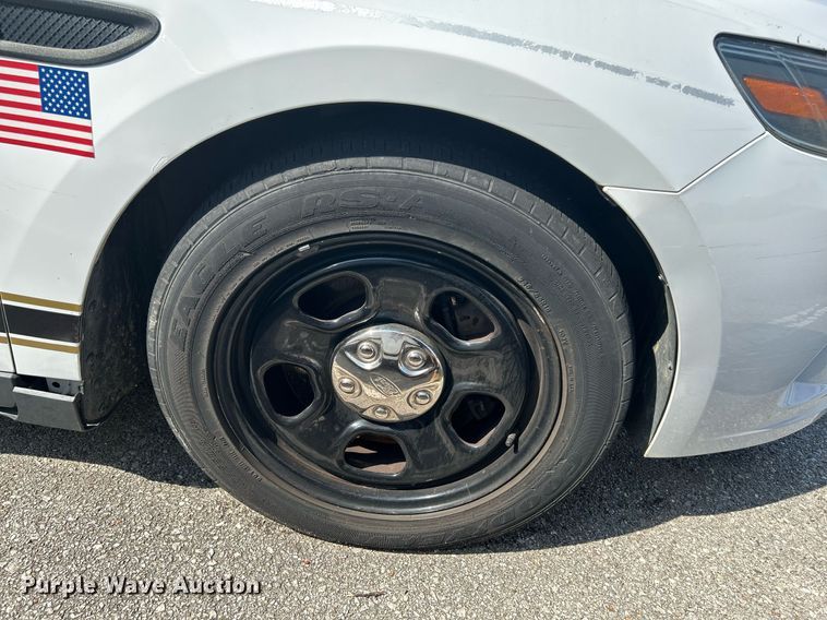 image for item LE9583 2014 Ford Taurus Police Interceptor