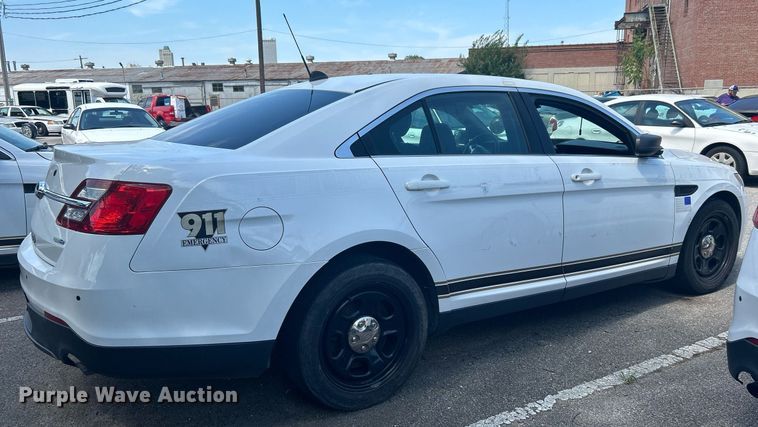 image for item LE9584 2016 Ford Taurus Police Interceptor