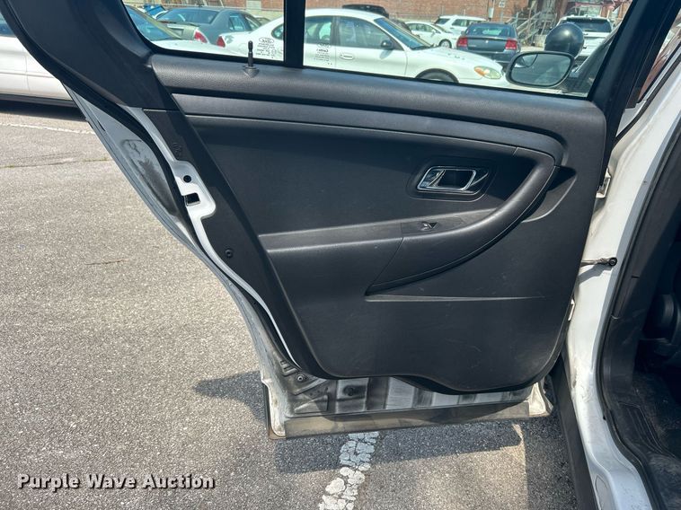 image for item LE9584 2016 Ford Taurus Police Interceptor