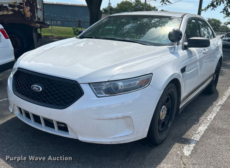 image for item LE9585 2013 Ford Taurus Police Interceptor
