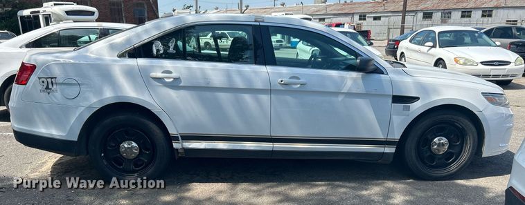 image for item LE9585 2013 Ford Taurus Police Interceptor