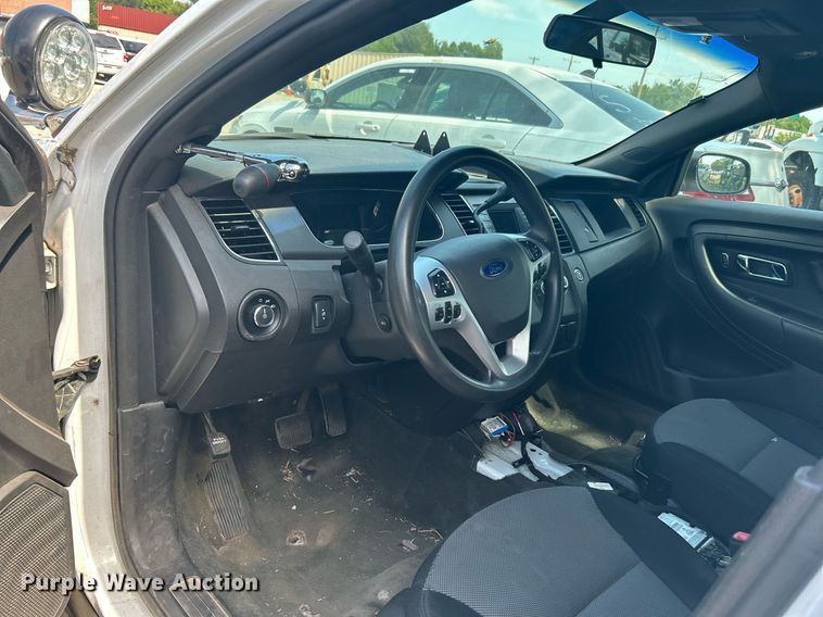 image for item LE9585 2013 Ford Taurus Police Interceptor
