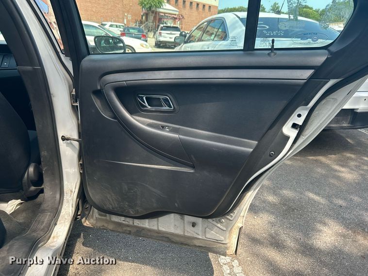 image for item LE9585 2013 Ford Taurus Police Interceptor