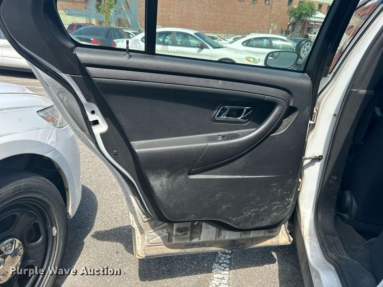 image for item LE9585 2013 Ford Taurus Police Interceptor