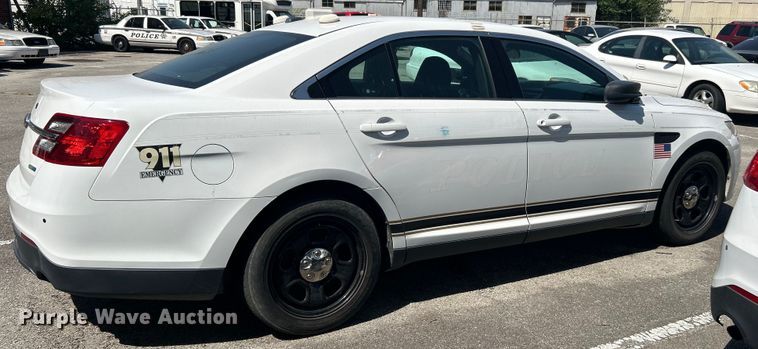 image for item LE9586 2014 Ford Taurus Police Interceptor