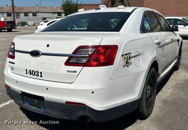 image for item LE9586 2014 Ford Taurus Police Interceptor