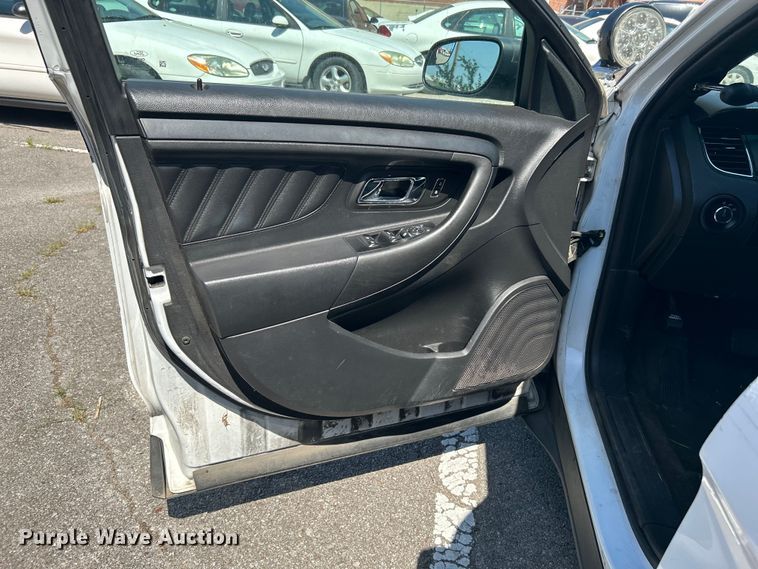 image for item LE9586 2014 Ford Taurus Police Interceptor