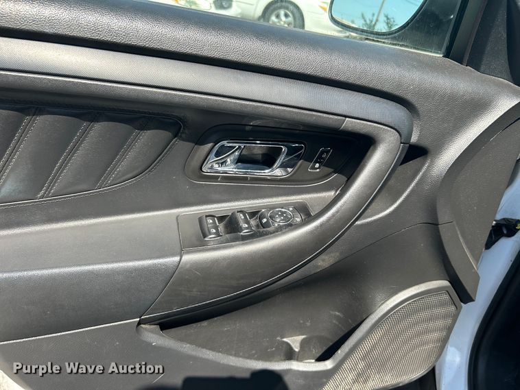 image for item LE9586 2014 Ford Taurus Police Interceptor