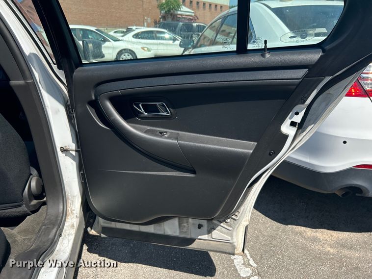 image for item LE9586 2014 Ford Taurus Police Interceptor