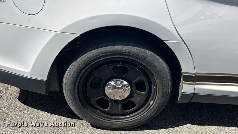 image for item LE9586 2014 Ford Taurus Police Interceptor