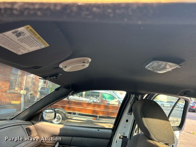 image for item LE9587 2011 Ford Crown Victoria Police Interceptor