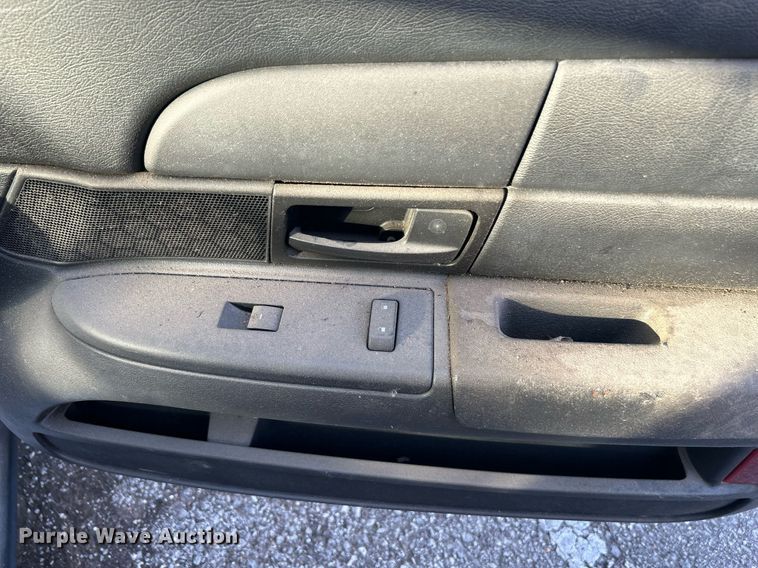 image for item LE9587 2011 Ford Crown Victoria Police Interceptor