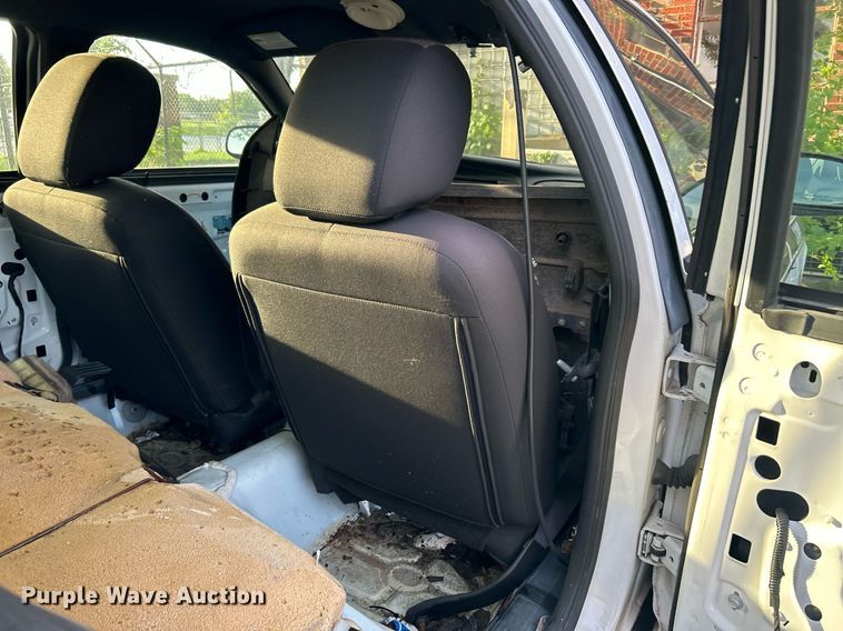 image for item LE9587 2011 Ford Crown Victoria Police Interceptor