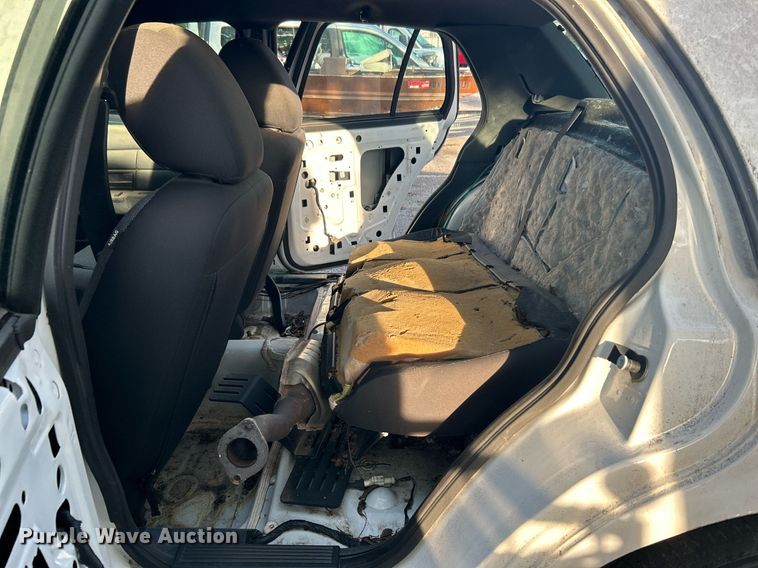 image for item LE9587 2011 Ford Crown Victoria Police Interceptor