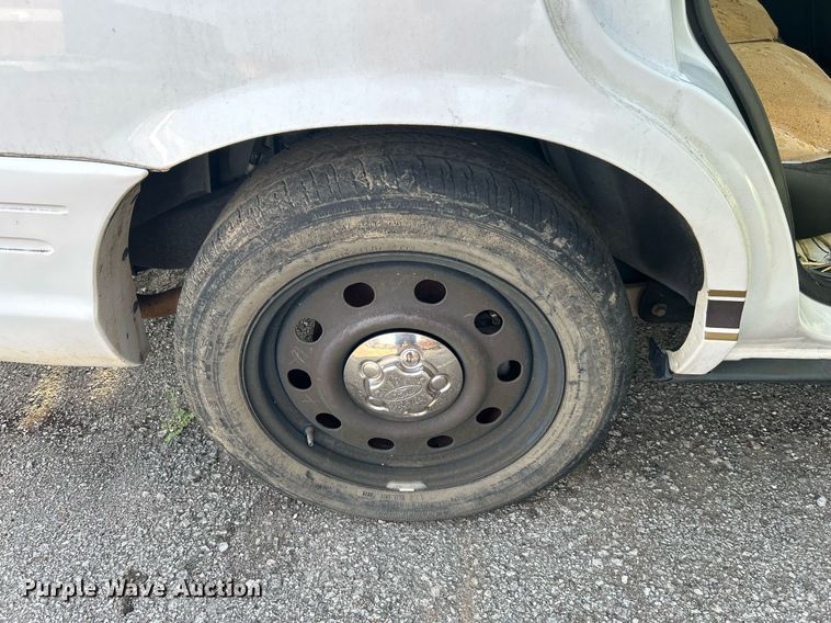 image for item LE9587 2011 Ford Crown Victoria Police Interceptor