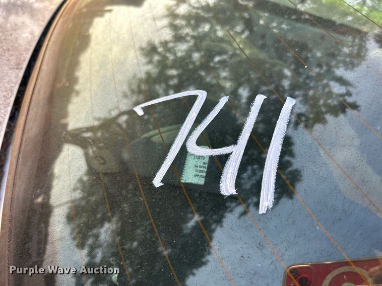 image for item LE9587 2011 Ford Crown Victoria Police Interceptor