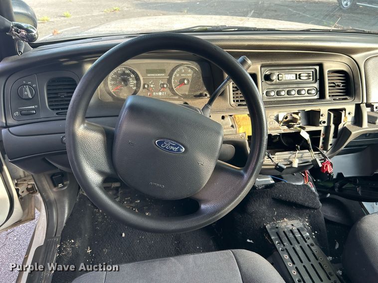 image for item LE9588 2011 Ford Crown Victoria Police Interceptor
