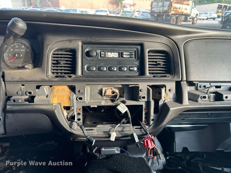 image for item LE9588 2011 Ford Crown Victoria Police Interceptor