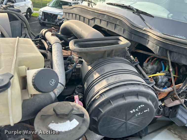 image for item LE9589 2008 International 7400  dump truck