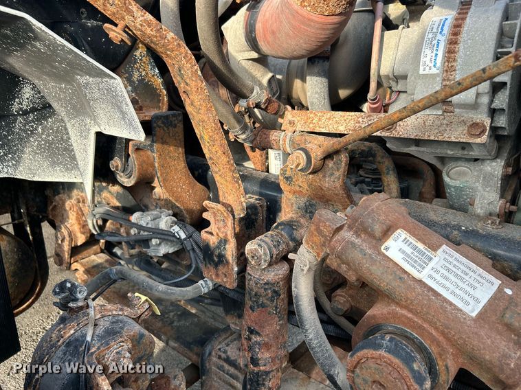 image for item LE9589 2008 International 7400  dump truck