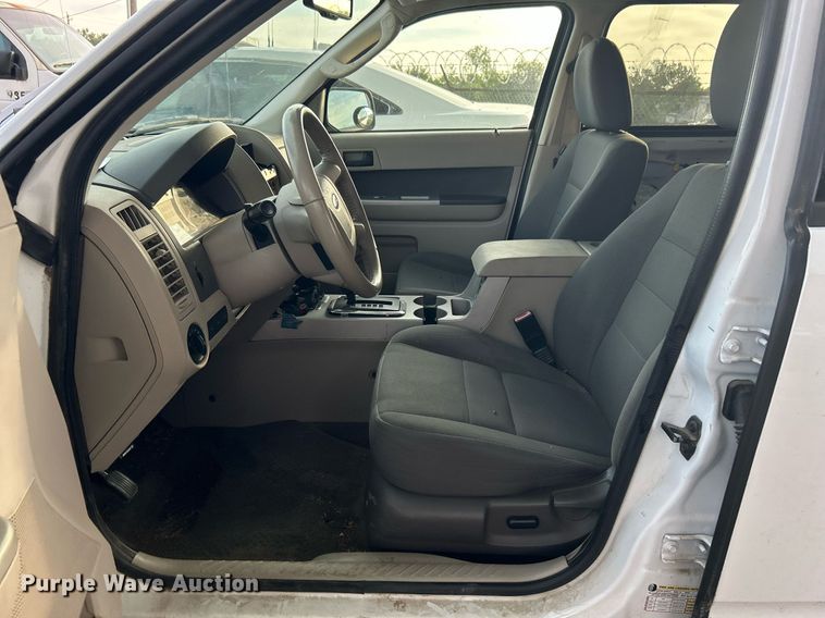 image for item LE9590 2009 Ford Escape Hybrid  SUV