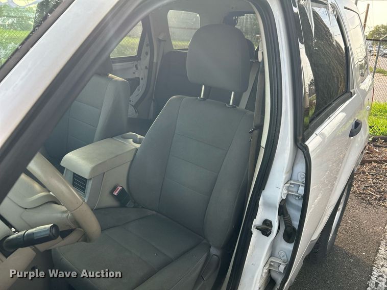 image for item LE9590 2009 Ford Escape Hybrid  SUV