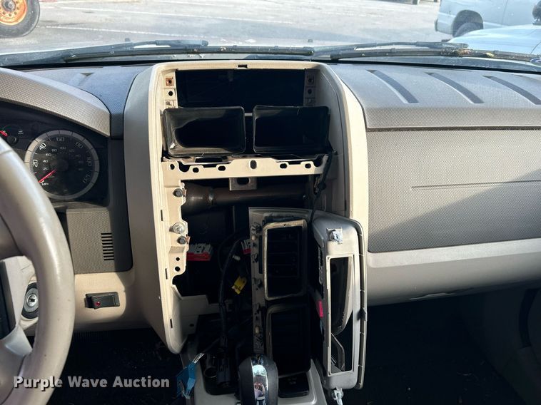 image for item LE9590 2009 Ford Escape Hybrid  SUV