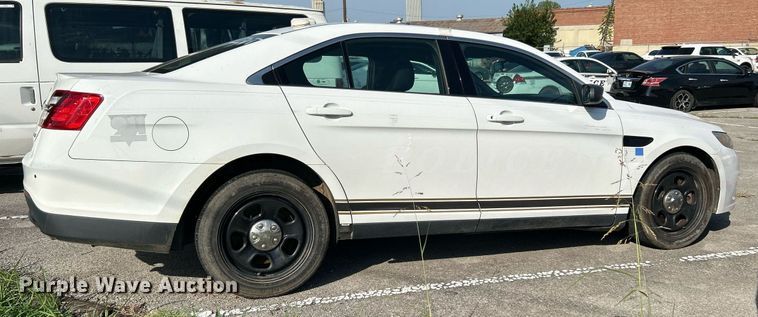 image for item LE9592 2013 Ford Taurus Police Interceptor