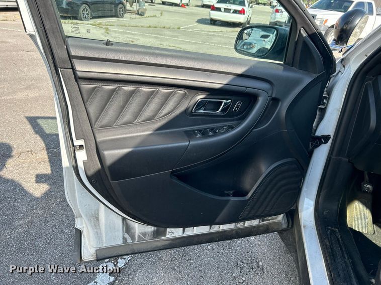 image for item LE9592 2013 Ford Taurus Police Interceptor