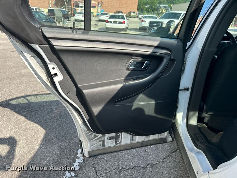 image for item LE9592 2013 Ford Taurus Police Interceptor