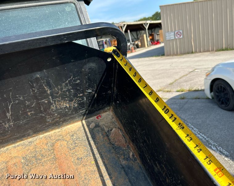 image for item LE9593 2011 Cub Cadet  utility vehicle