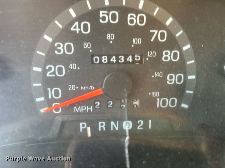 image for item LE9595 1998 Ford Club Wagon  van