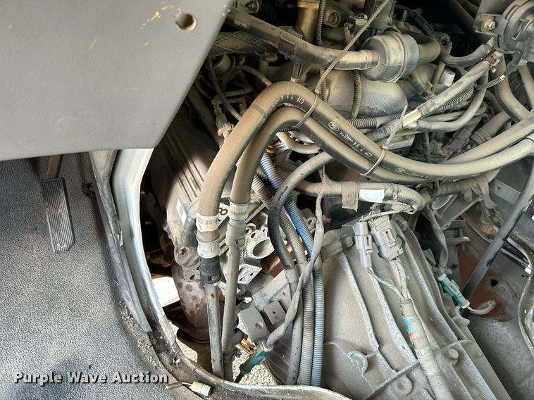 image for item LE9595 1998 Ford Club Wagon  van