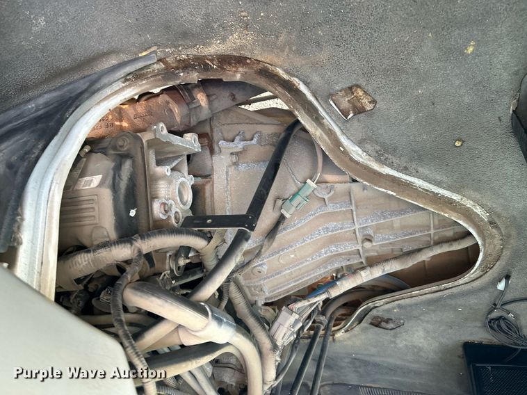 image for item LE9595 1998 Ford Club Wagon  van