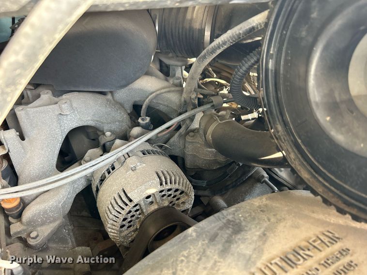 image for item LE9595 1998 Ford Club Wagon  van