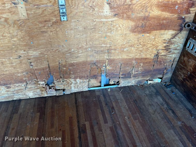 image for item LE9596 2003 Chevrolet W5500  box truck