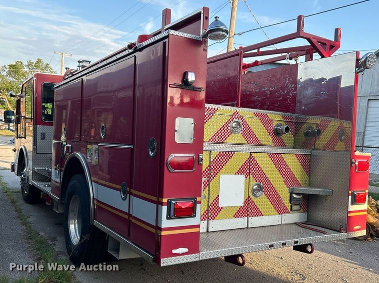 image for item LE9598 1992 Pierce Tilt Cab  pumper fire truck