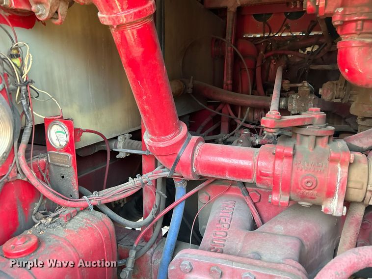 image for item LE9598 1992 Pierce Tilt Cab  pumper fire truck