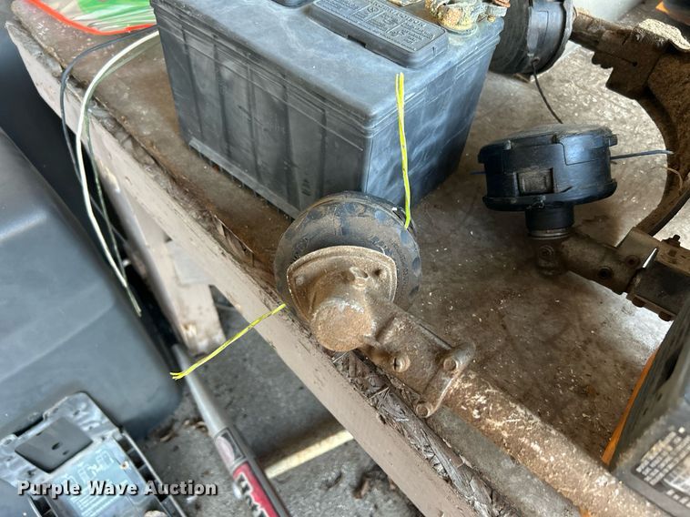 image for item LE9600 (5) string trimmers