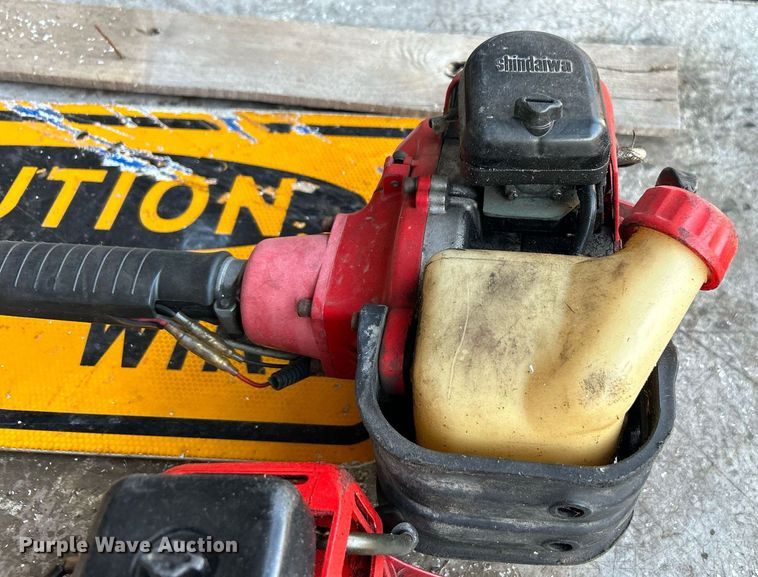 image for item LE9600 (5) string trimmers