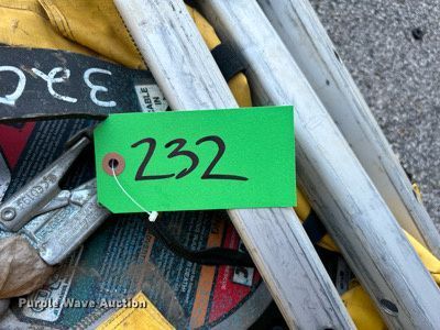 image for item LE9601 (2) Miller tripod recovery systems