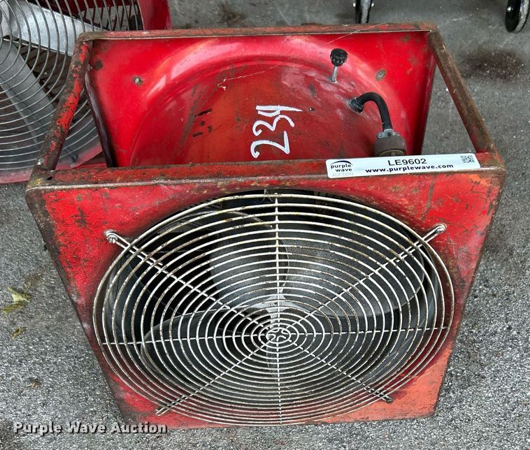 image for item LE9602 (2) fans