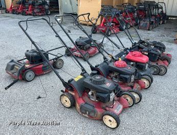 image for item LE9604 (7) lawn mowers