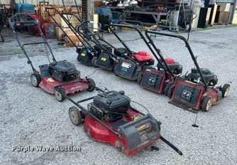 image for item LE9604 (7) lawn mowers