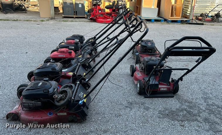 image for item LE9604 (7) lawn mowers