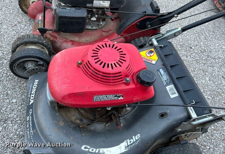 image for item LE9604 (7) lawn mowers