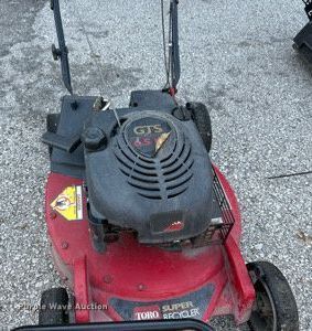 image for item LE9604 (7) lawn mowers