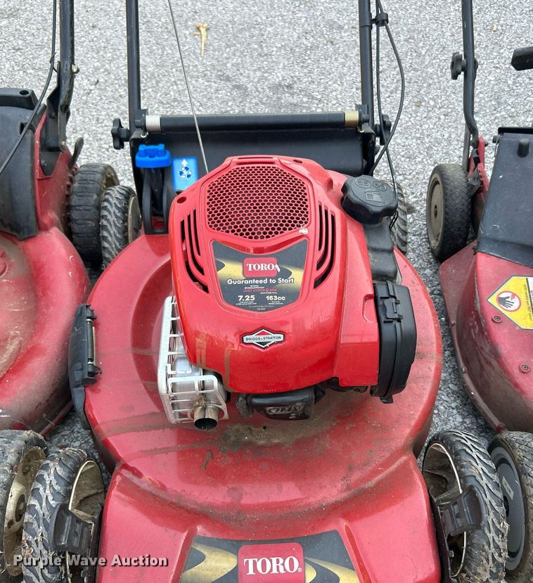 image for item LE9605 (5) lawn mowers