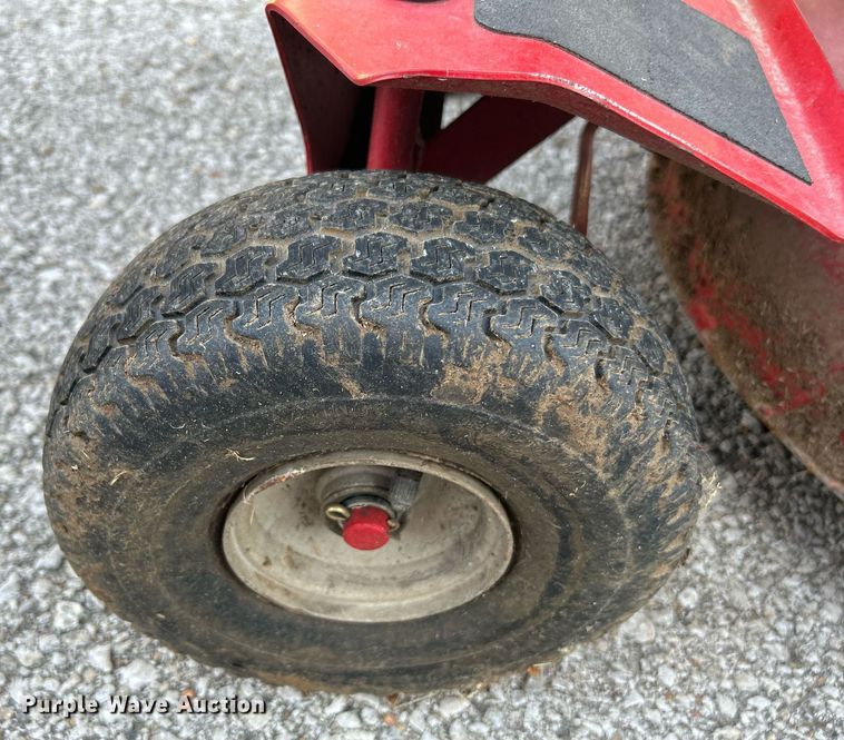 image for item LE9606 (2) Snapper lawn mowers