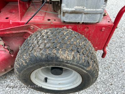 image for item LE9606 (2) Snapper lawn mowers